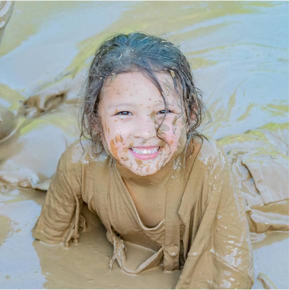 Meet your Posher, Jennifer - Picture 1 of 1